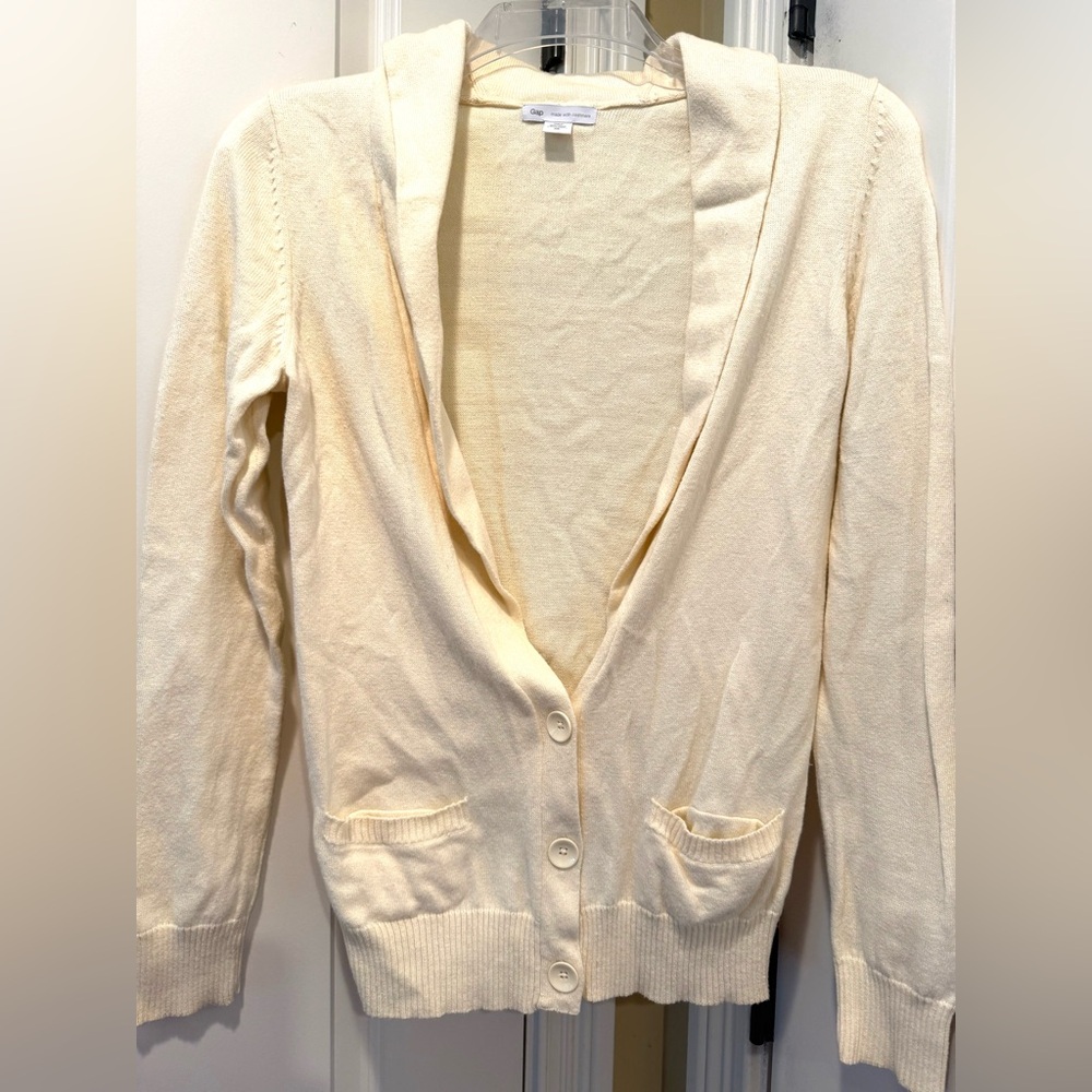 GAP Cream Button-Up V-Neck Cardigan